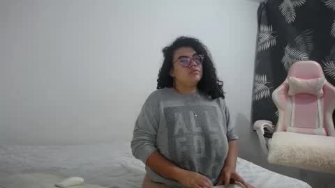 Snapshot of bianca_boobs chatting on 24, 10, 2025 Bianca Tuesday to Sunday from 2am to 6am UTC-5 online show from 24, 10, 2025