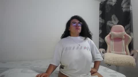 Snapshot of bianca_boobs chatting on 3, 12, 2025 Bianca Tuesday to Sunday from 2am to 6am UTC-5 online show from 3, 12, 2025