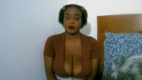 Snapshot of bianca_ebony chatting on 22, 10, 2025 bianca ebony online show from 22, 10, 2025