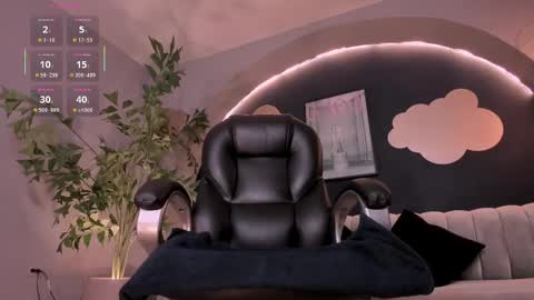 Bianca Pierce online show from 24, 2, 2025