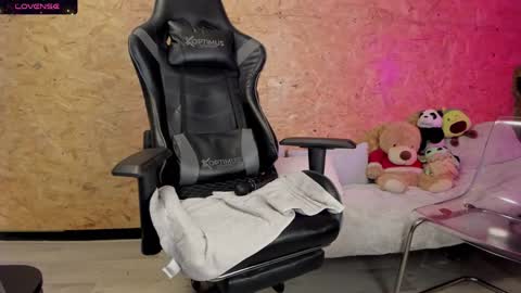 Snapshot of biancastrongg chatting on 6, 3, 2025 Biancastrong.. IGThebiancastrong online show from 6, 3, 2025