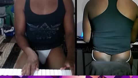 Snapshot of bicepsandfrot chatting on 2, 11, 2025 BicepsandFrot online show from 2, 11, 2025