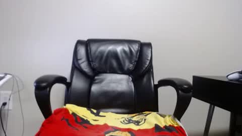 Snapshot of big6incheragain chatting on 10, 9, 2025 big6incheragain online show from 10, 9, 2025