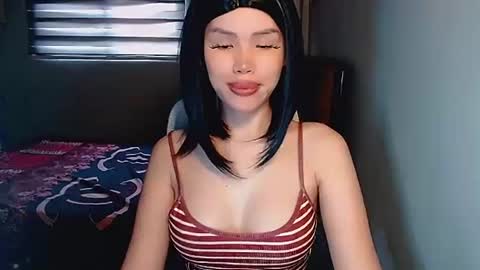 Mia online show from 7, 7, 2026