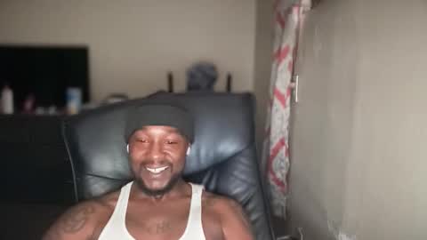 Snapshot of bigbackwoodcali chatting on 26, 10, 2025 bigbackwoodcali online show from 26, 10, 2025