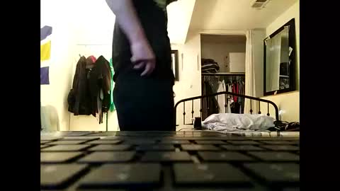 Snapshot of bigbagz2021 chatting on 4, 11, 2025 BigBagz online show from 4, 11, 2025