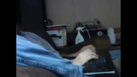 Snapshot of bigbenidick1 chatting on 18, 12, 2025 BB online show from 18, 12, 2025