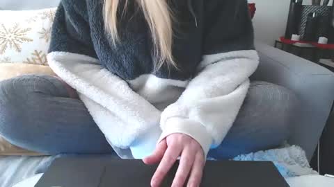 bigboobs_cutie online show from 22, 12, 2024