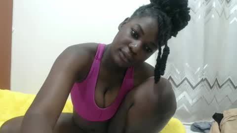 Snapshot of bigboobys123 chatting on 10, 9, 2025 bigboobys123 online show from 10, 9, 2025