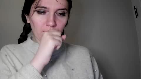 Isabella online show from 30, 1, 2025