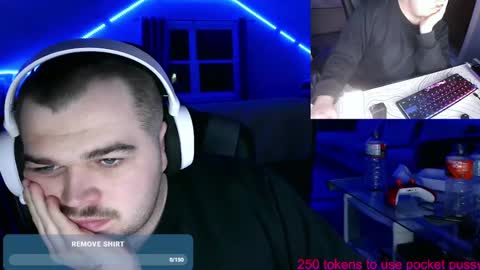 Snapshot of bigboyballen chatting on 13, 11, 2025 BigBoyBallen online show from 13, 11, 2025