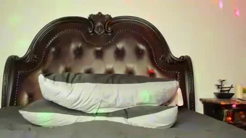 bigbuttsarena online show from 28, 2, 2025