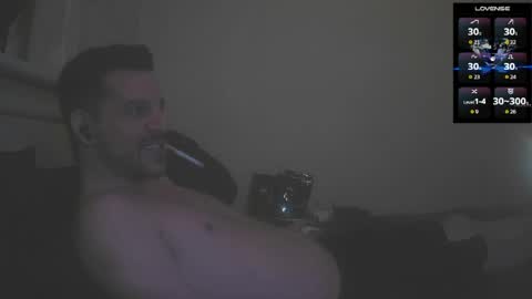 Jon - Im Straight online show from 13, 5, 2026