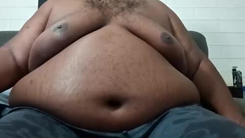 Snapshot of bigchub445 chatting on 28, 10, 2025 MassChub online show from 28, 10, 2025