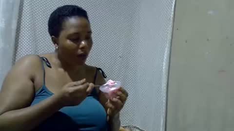 Snapshot of bigclit_wethairypus chatting on 5, 7, 2026 bigclit_wethairypus online show from 5, 7, 2026