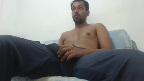 Snapshot of bigcock_hair chatting on 25, 2, 2025 bigcock_hair online show from 25, 2, 2025