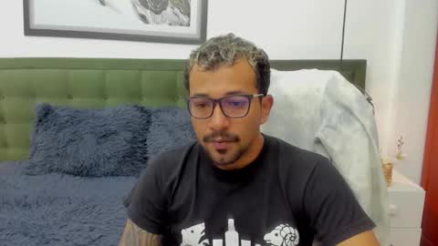 Snapshot of bigcock_hair chatting on 4, 12, 2025 bigcock_hair online show from 4, 12, 2025