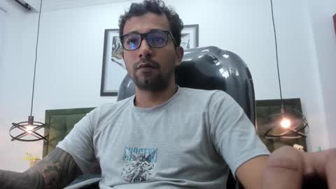 Snapshot of bigcock_hair chatting on 25, 2, 2026 bigcock_hair online show from 25, 2, 2026