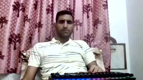 akash online show from 1, 10, 2025