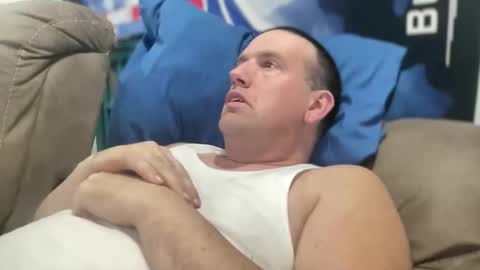 bigcocksuckingslut online show from 13, 1, 2026