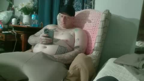 Snapshot of bigdaddy776389 chatting on 17, 12, 2025 bigdaddy776389 online show from 17, 12, 2025