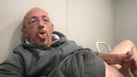 bigdaddydelight online show from 23, 7, 2026