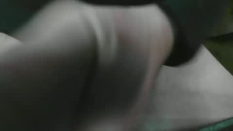 Snapshot of bigfeetbottom chatting on 15, 12, 2025 bigfeetbottom online show from 15, 12, 2025