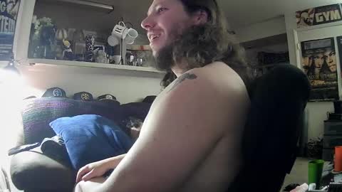 biggerisbetter21 online show from 8, 12, 2024