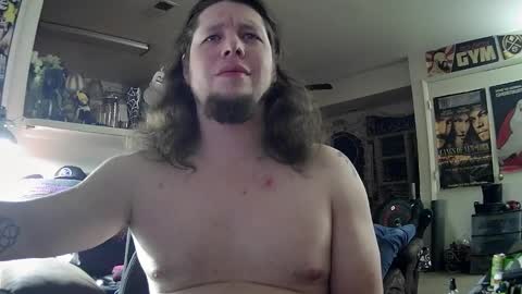 biggerisbetter21 online show from 3, 1, 2025