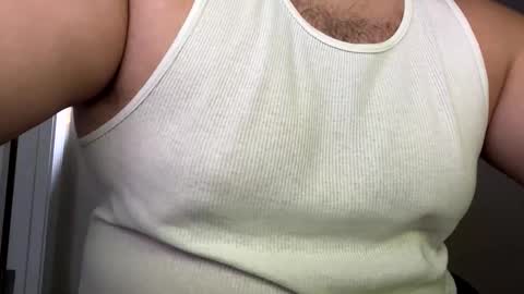 Snapshot of biggerthanasnicker chatting on 4, 3, 2025 biggerthanasnicker online show from 4, 3, 2025