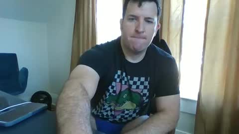 BiggestBallsOnChatr online show from 12, 11, 2025