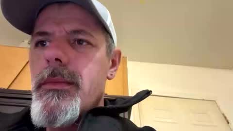 Snapshot of biggymemo69 chatting on 14, 12, 2025 biggymemo69 online show from 14, 12, 2025