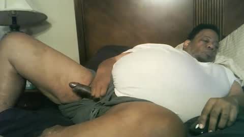 Snapshot of biggyscorpio chatting on 12, 12, 2024 biggyscorpio online show from 12, 12, 2024