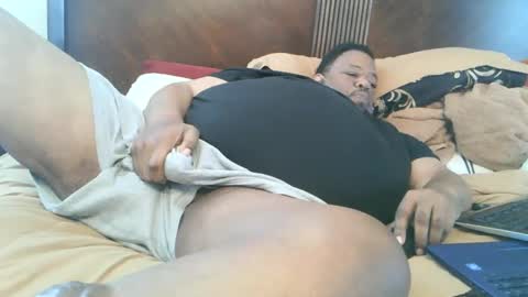 Snapshot of biggyscorpio chatting on 13, 2, 2025 biggyscorpio online show from 13, 2, 2025