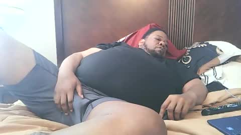 Snapshot of biggyscorpio chatting on 17, 2, 2025 biggyscorpio online show from 17, 2, 2025