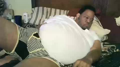 Snapshot of biggyscorpio chatting on 15, 10, 2025 biggyscorpio online show from 15, 10, 2025