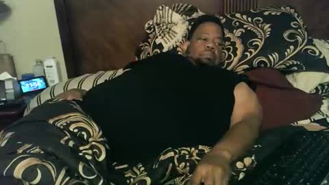 Snapshot of biggyscorpio chatting on 5, 11, 2025 biggyscorpio online show from 5, 11, 2025