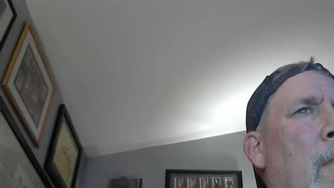 Snapshot of bigh1964 chatting on 19, 12, 2025 bigh1964 online show from 19, 12, 2025