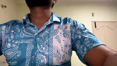 Snapshot of bighandsomesatisfy chatting on 28, 12, 2024 bighandsomesatisfy online show from 28, 12, 2024