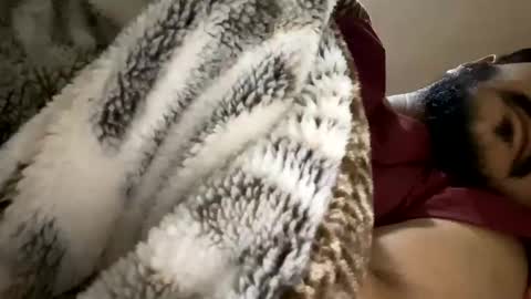 Snapshot of bighandsomesatisfy chatting on 3, 1, 2025 bighandsomesatisfy online show from 3, 1, 2025