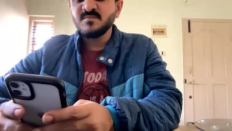 Snapshot of bighandsomesatisfy chatting on 8, 2, 2025 bighandsomesatisfy online show from 8, 2, 2025