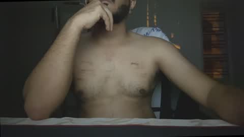 Snapshot of bighandsomesatisfy chatting on 26, 10, 2025 bighandsomesatisfy online show from 26, 10, 2025