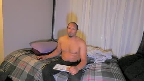 Snapshot of bighardcock989 chatting on 12, 1, 2025 bighardcock989 online show from 12, 1, 2025