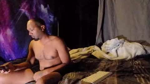 Snapshot of bighardcock989 chatting on 18, 11, 2025 bighardcock989 online show from 18, 11, 2025