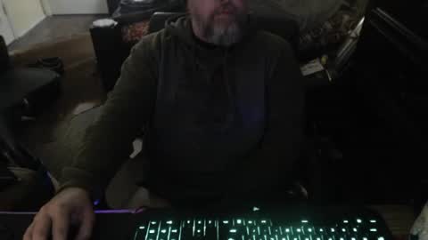 bighugmugg online show from 1, 2, 2026