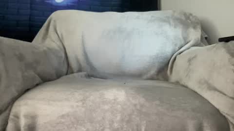 Snapshot of bigloadzisback023 chatting on 13, 9, 2025 bigloadzisback023 online show from 13, 9, 2025