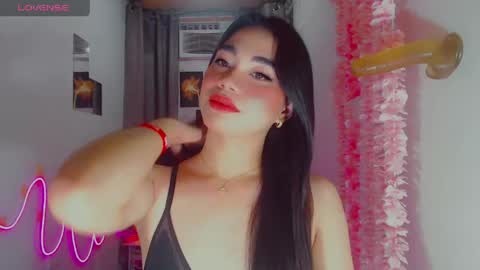 kiaaannaaaa online show from 24, 4, 2026