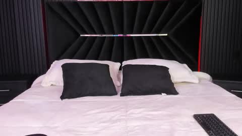 Zayra online show from 21, 10, 2025