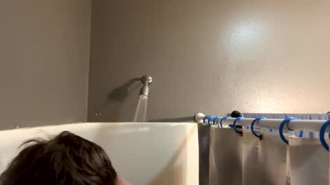 Snapshot of bigskinnyboyshh chatting on 6, 1, 2025 bigskinnyboyshh online show from 6, 1, 2025