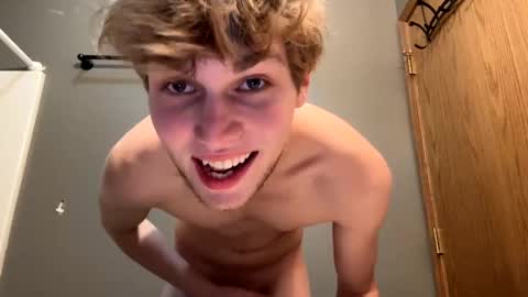 Snapshot of bigskinnyboyshh chatting on 9, 1, 2025 bigskinnyboyshh online show from 9, 1, 2025